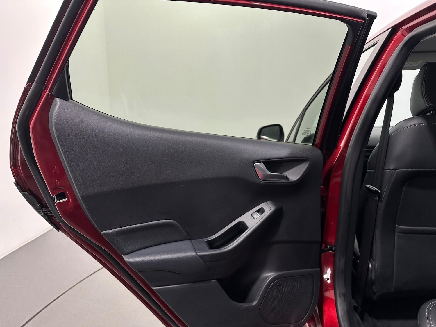 Used Ford Fiesta 2018 for sale - 76878935: Photo 40