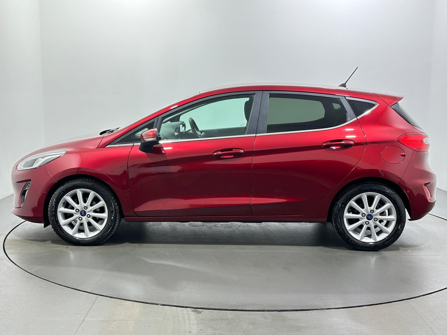 Used Ford Fiesta 2018 for sale - 76878935: Photo 5