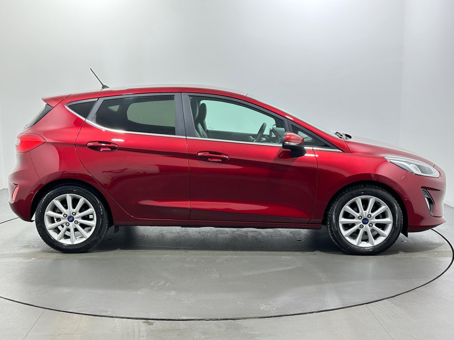 Used Ford Fiesta 2018 for sale - 76878935: Photo 9