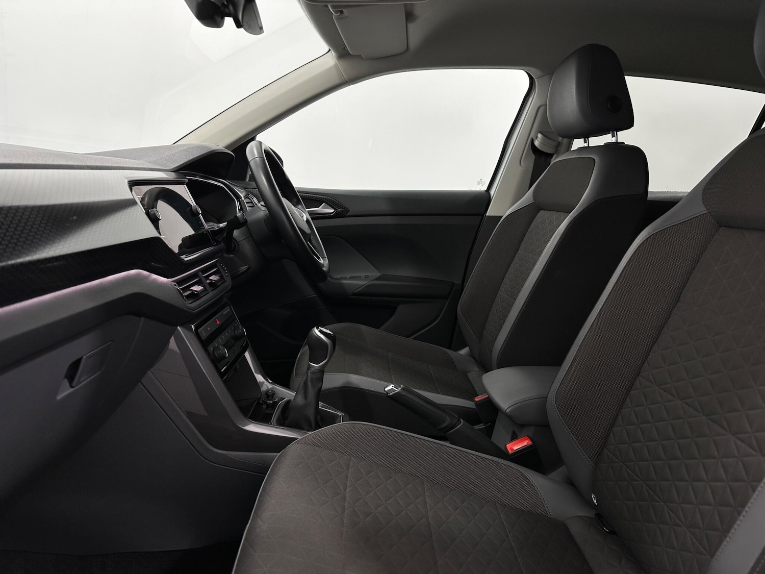 Used Volkswagen T-Cross 2021 for sale - 76878843: Photo 32