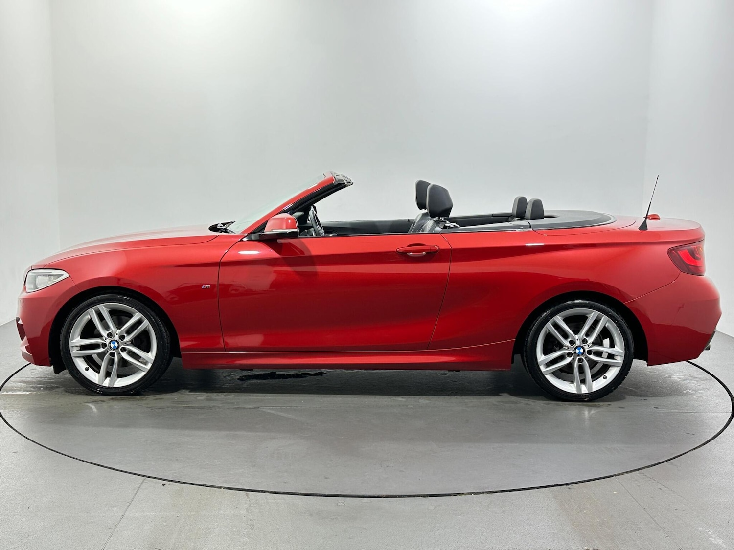 Used BMW 2 Series 2015 for sale - 76878835: Photo 5