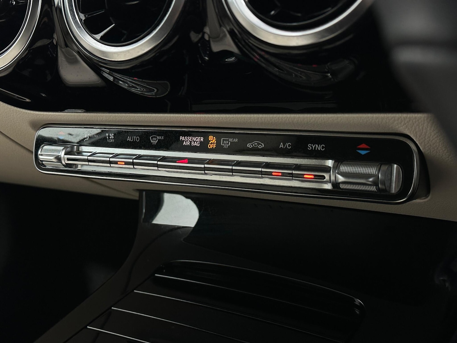 Used Mercedes-Benz A-Class for sale - 76997157: Photo 21