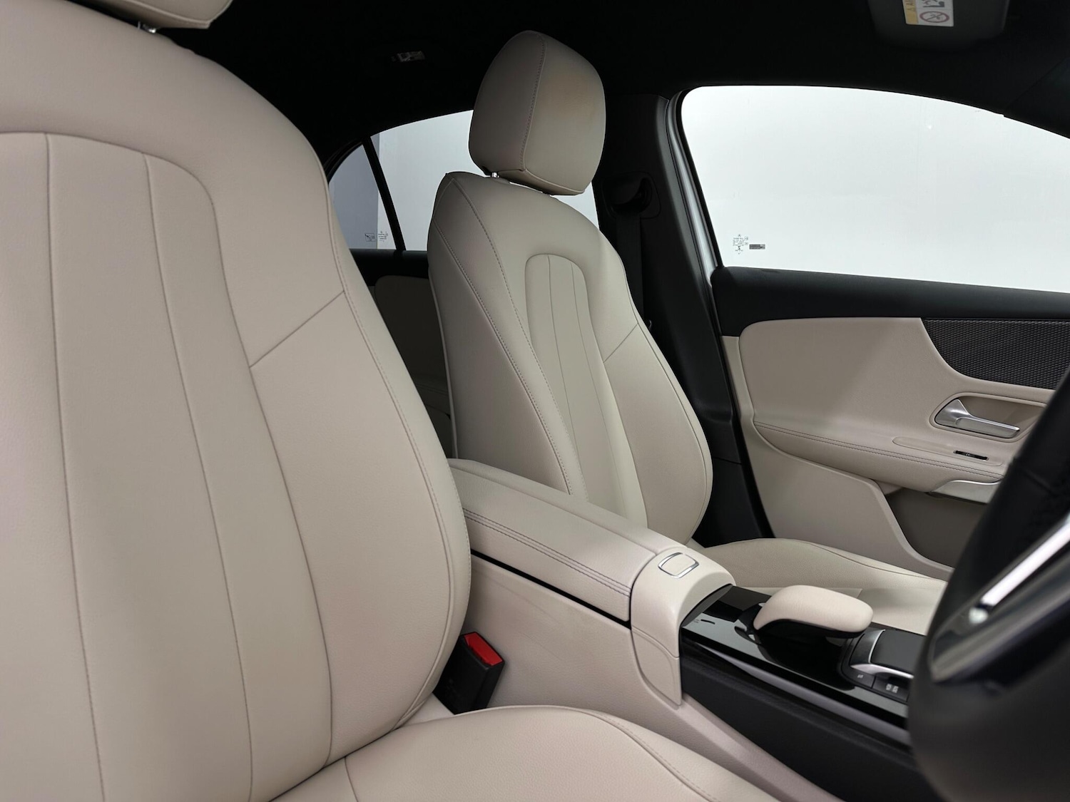 Used Mercedes-Benz A-Class for sale - 76997157: Photo 32