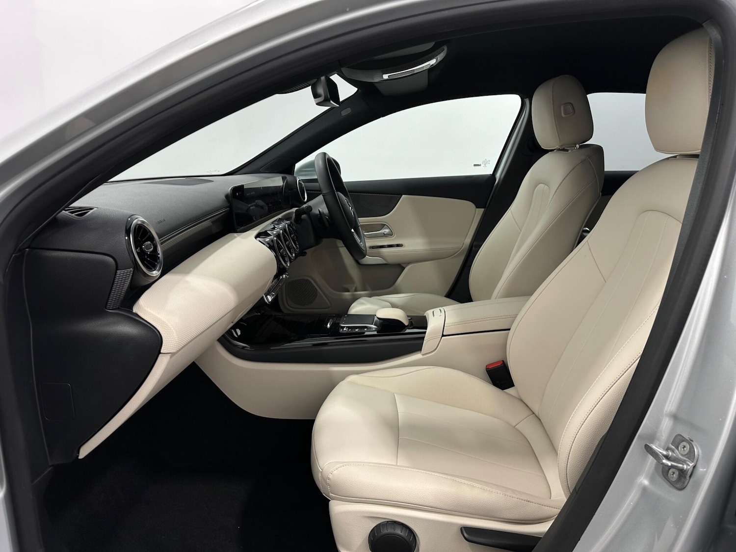 Used Mercedes-Benz A-Class for sale - 76997157: Photo 35