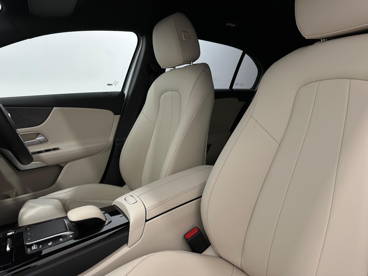 Used Mercedes-Benz A-Class for sale - 76997157: Photo 36