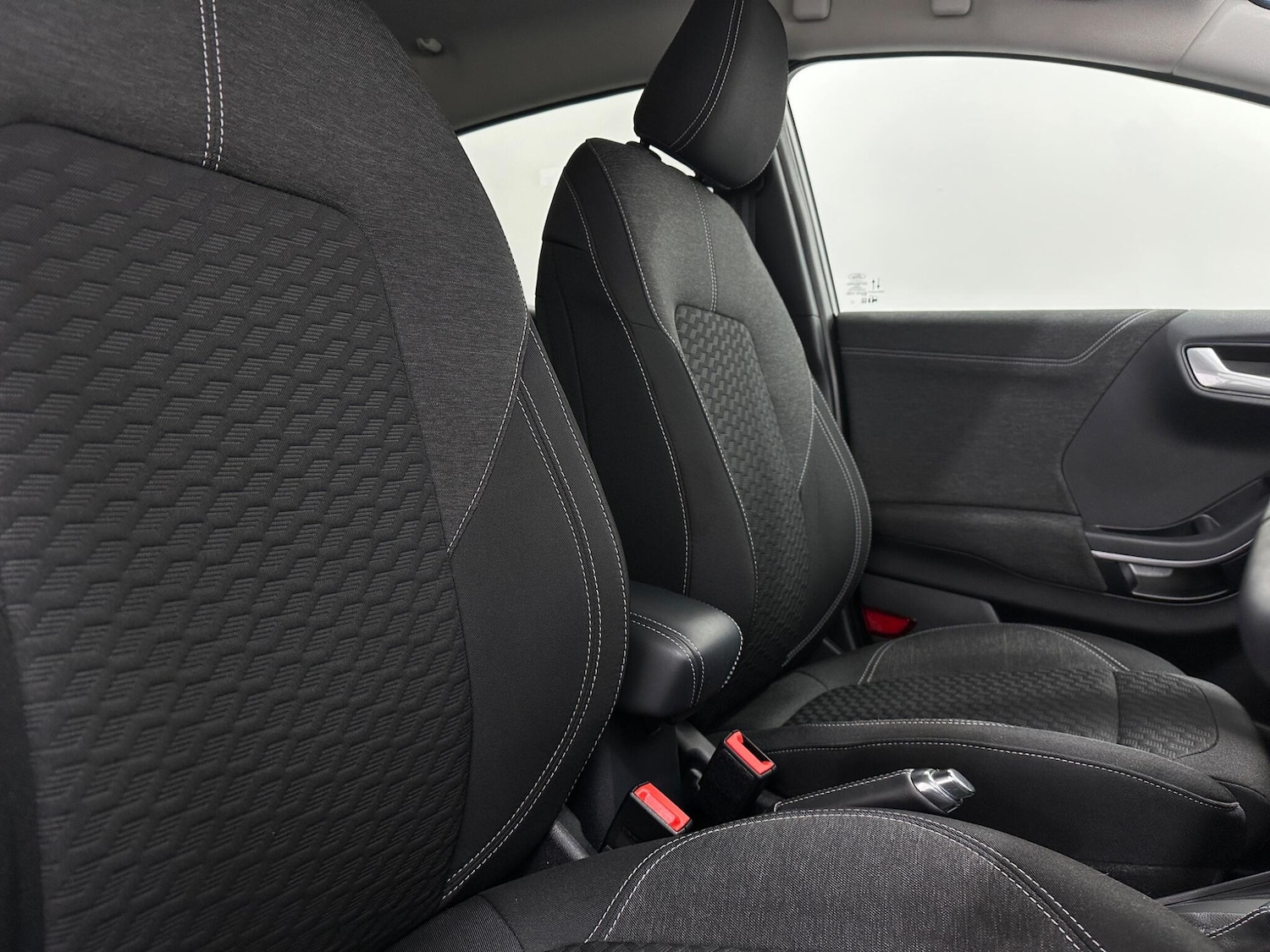 Used Ford Puma 2020 for sale - 77040093: Photo 29