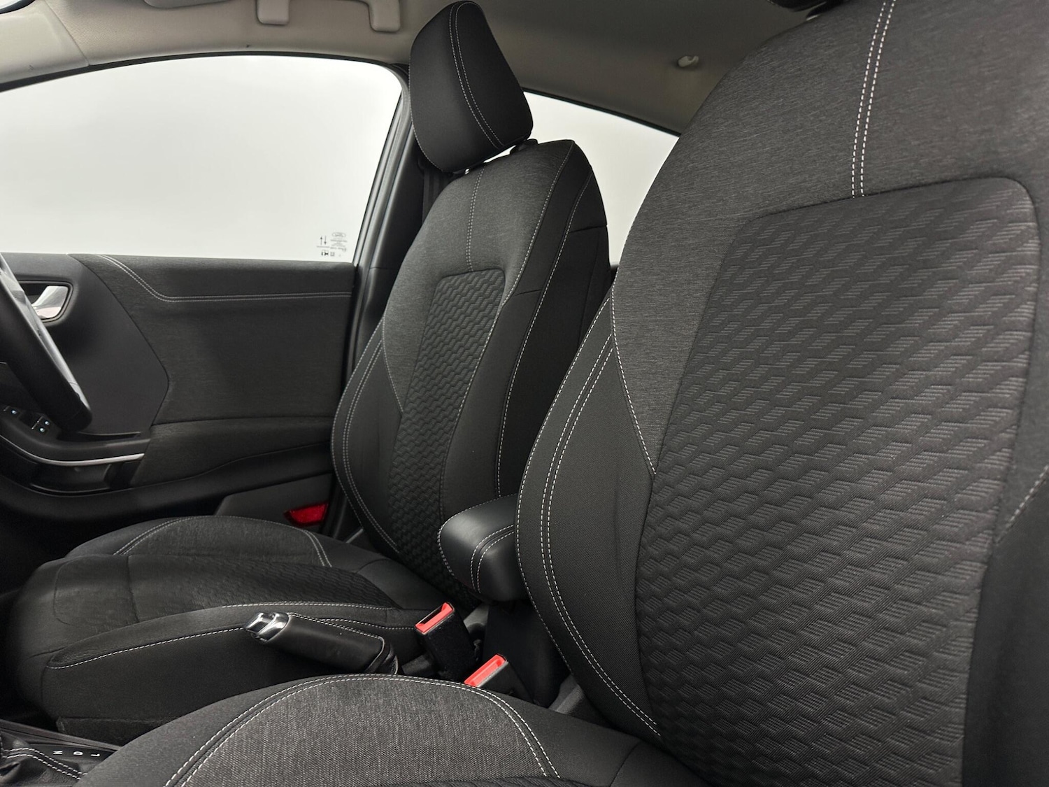 Used Ford Puma 2020 for sale - 77040093: Photo 33