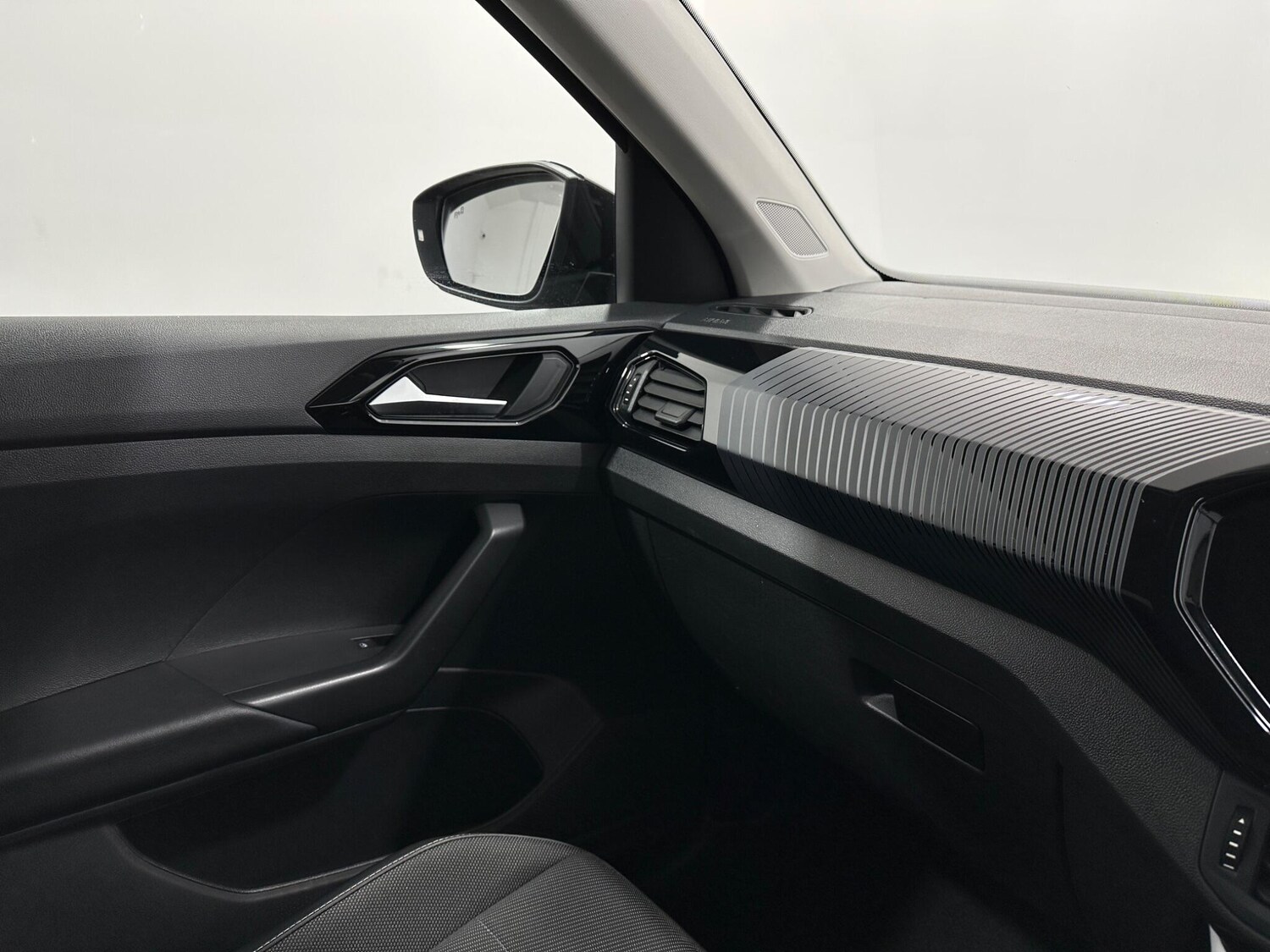 Used Volkswagen T-Cross 2022 for sale - 78035046: Photo 26