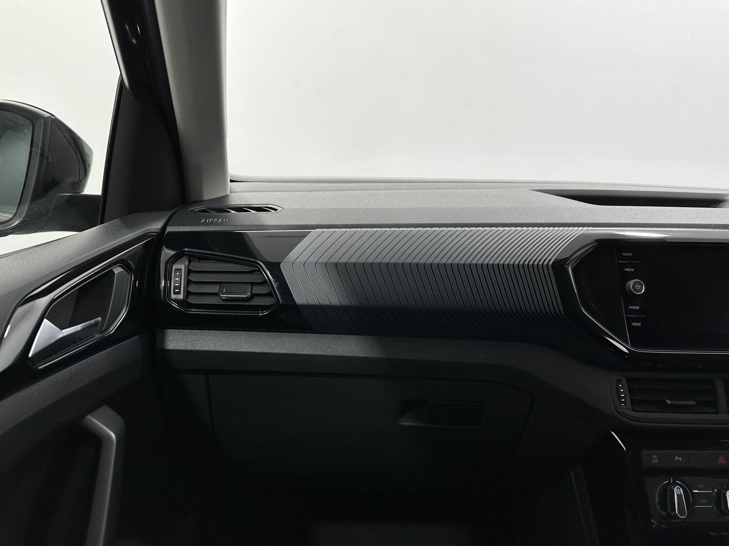 Used Volkswagen T-Cross 2022 for sale - 78035046: Photo 28