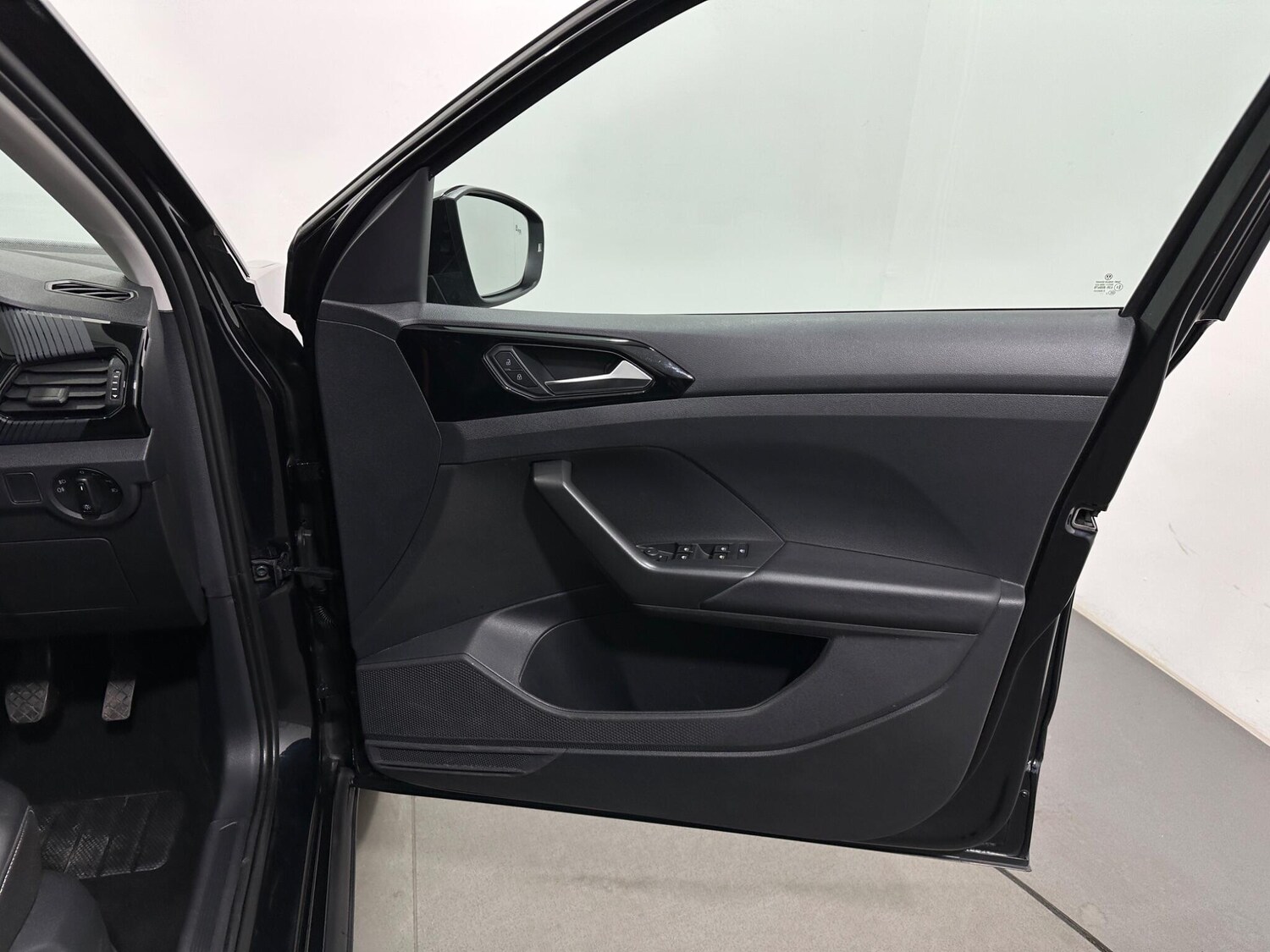 Used Volkswagen T-Cross 2022 for sale - 78035046: Photo 33