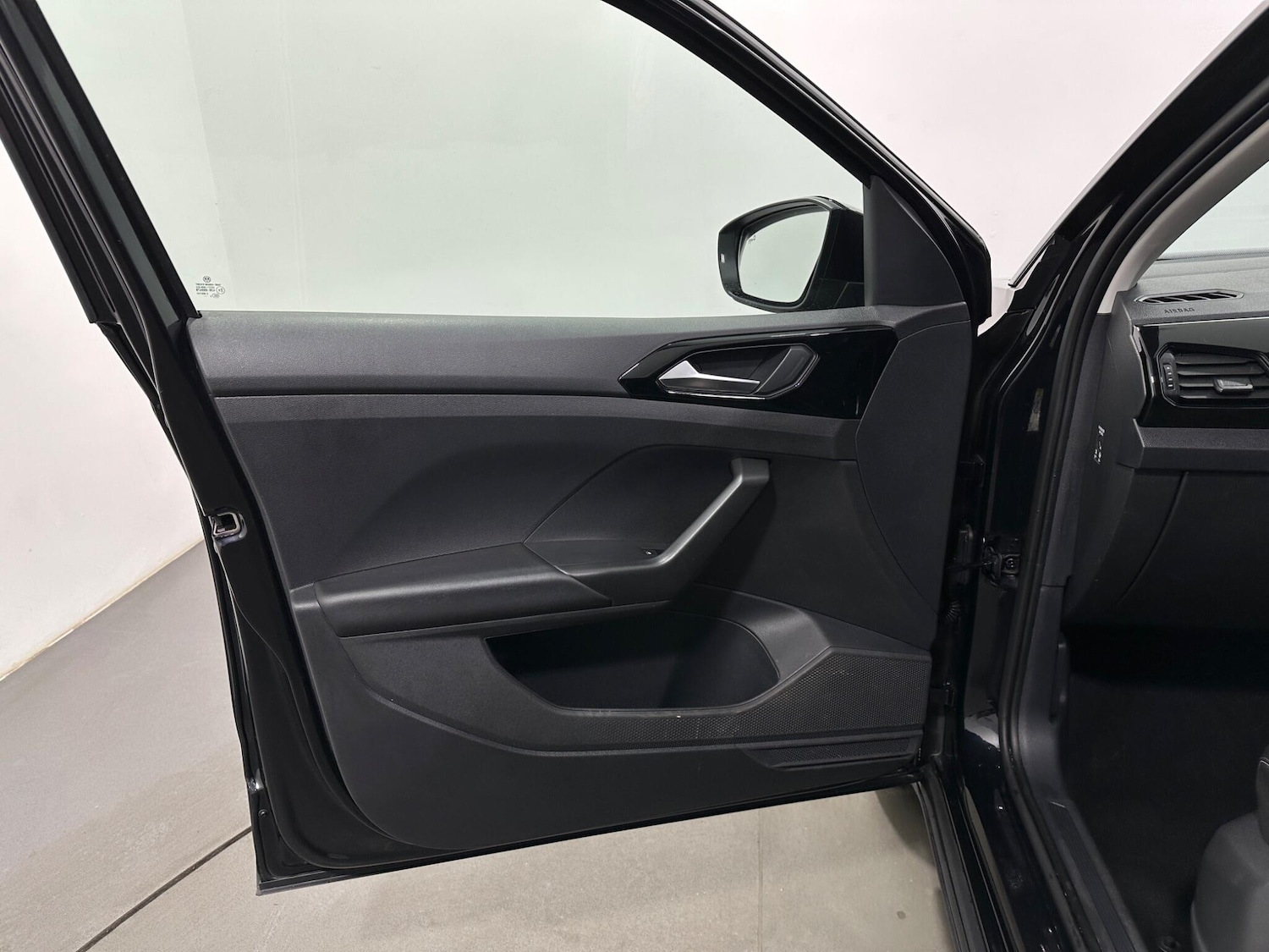 Used Volkswagen T-Cross 2022 for sale - 78035046: Photo 36