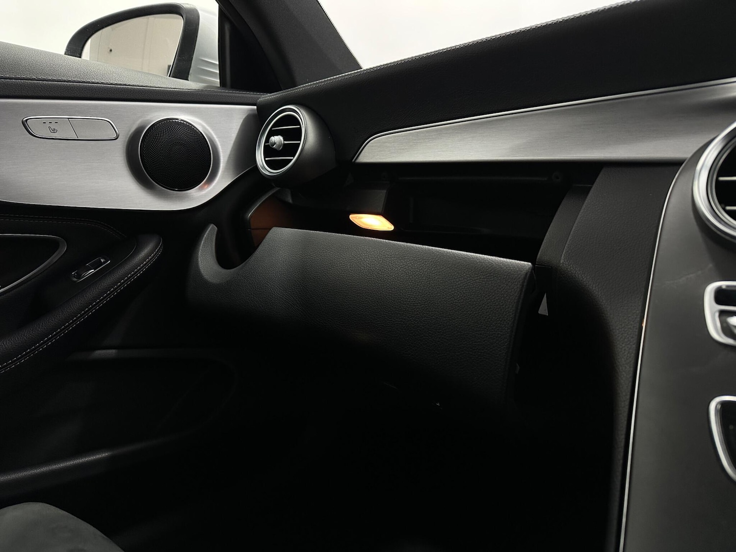 Used Mercedes-Benz C Class for sale - 77854073: Photo 28