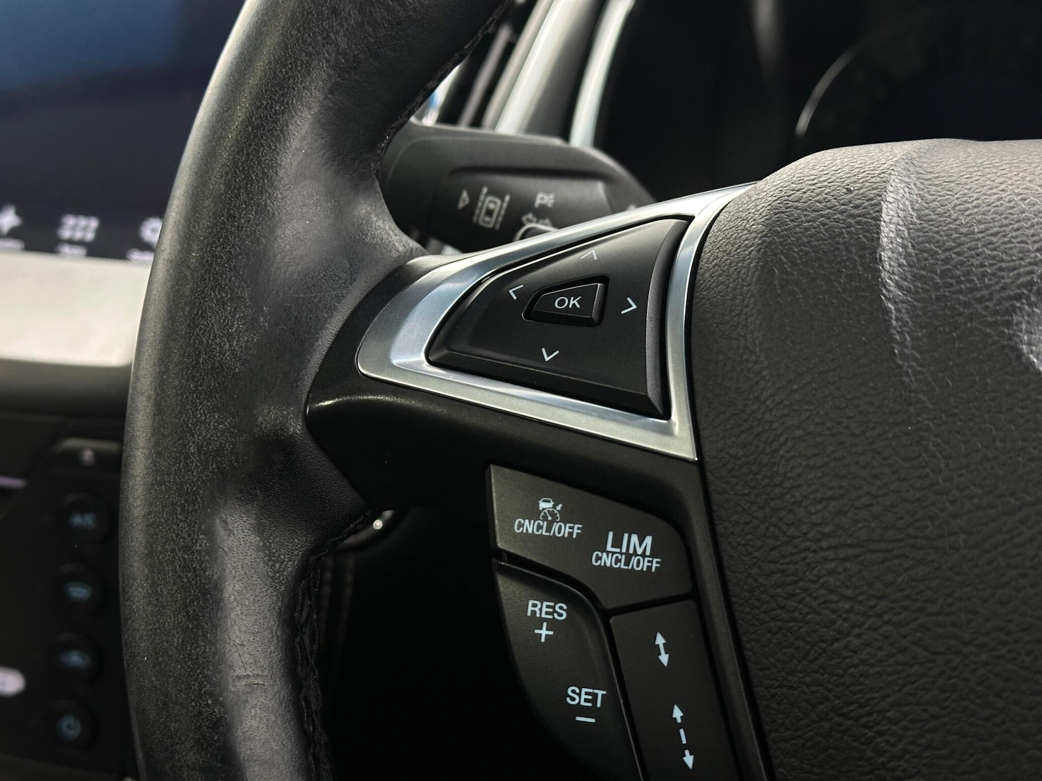 Used Ford Edge 2017 for sale - 77925903: Photo 14