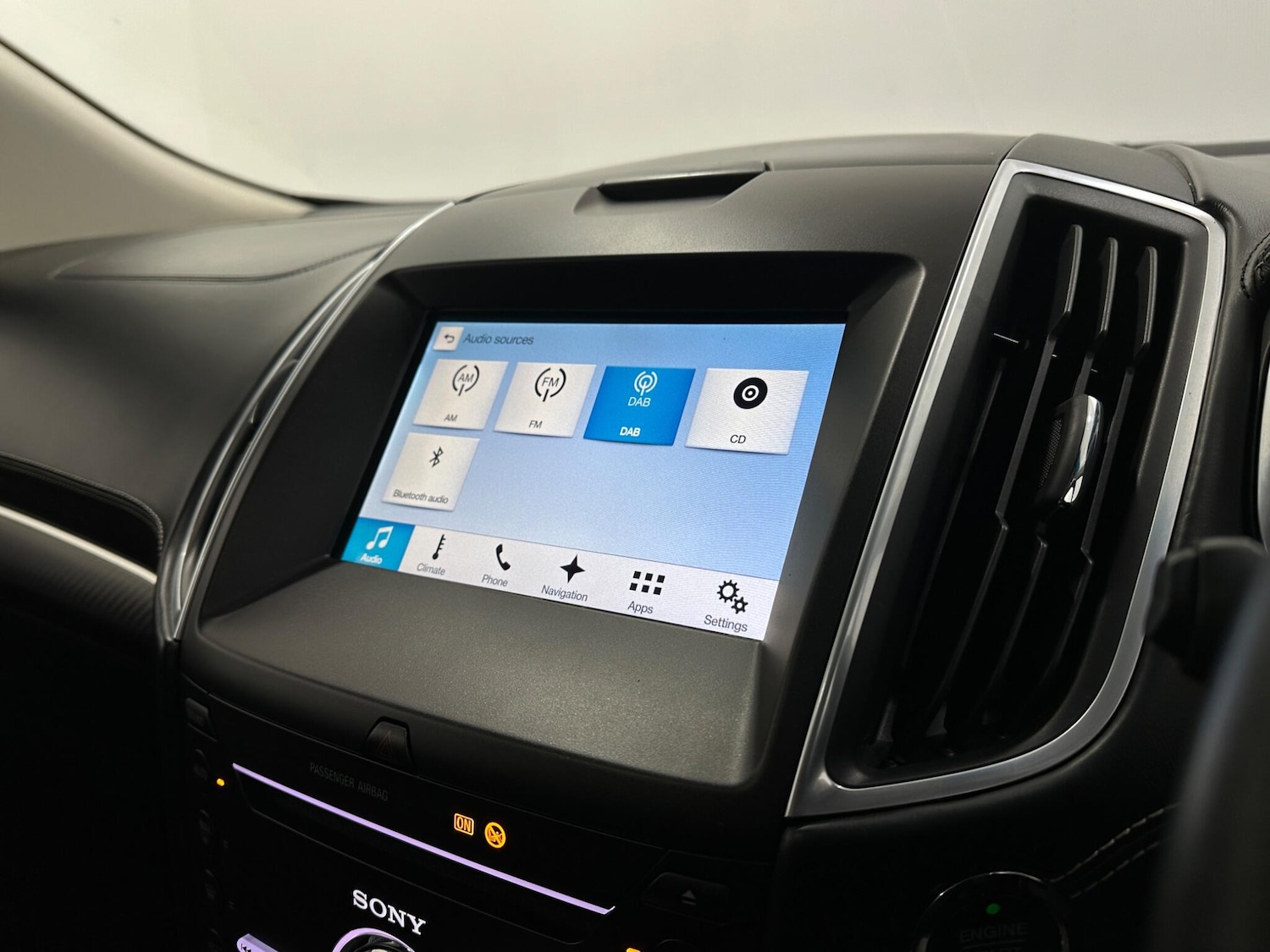 Used Ford Edge 2017 for sale - 77925903: Photo 25