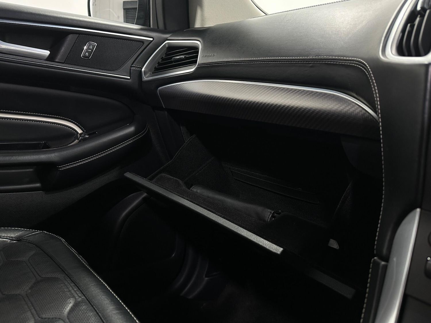 Used Ford Edge 2017 for sale - 77925903: Photo 28