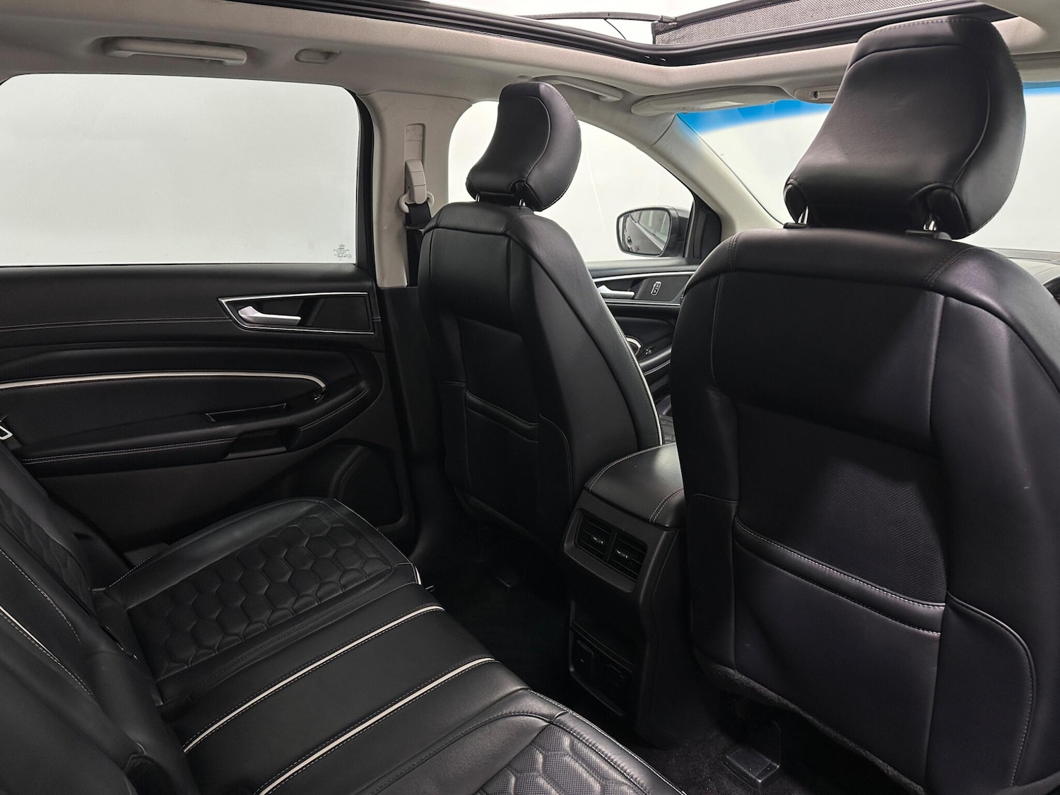 Used Ford Edge 2017 for sale - 77925903: Photo 42