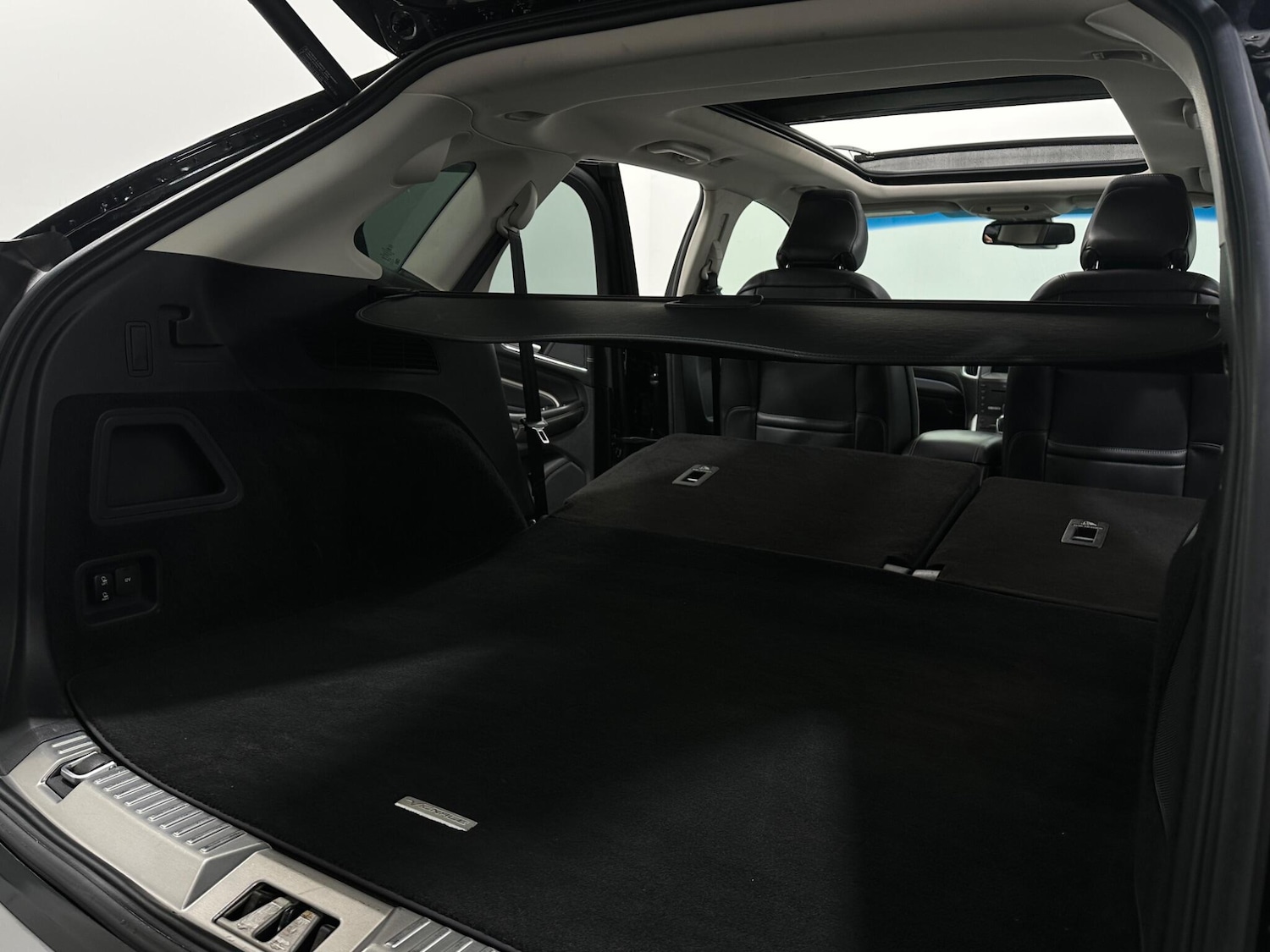 Used Ford Edge 2017 for sale - 77925903: Photo 46