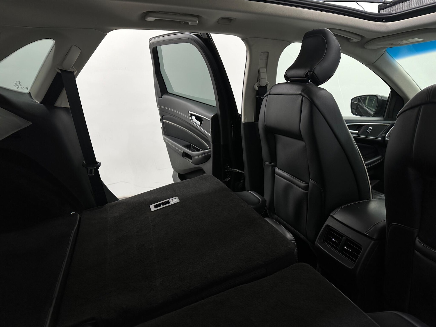 Used Ford Edge 2017 for sale - 77925903: Photo 47