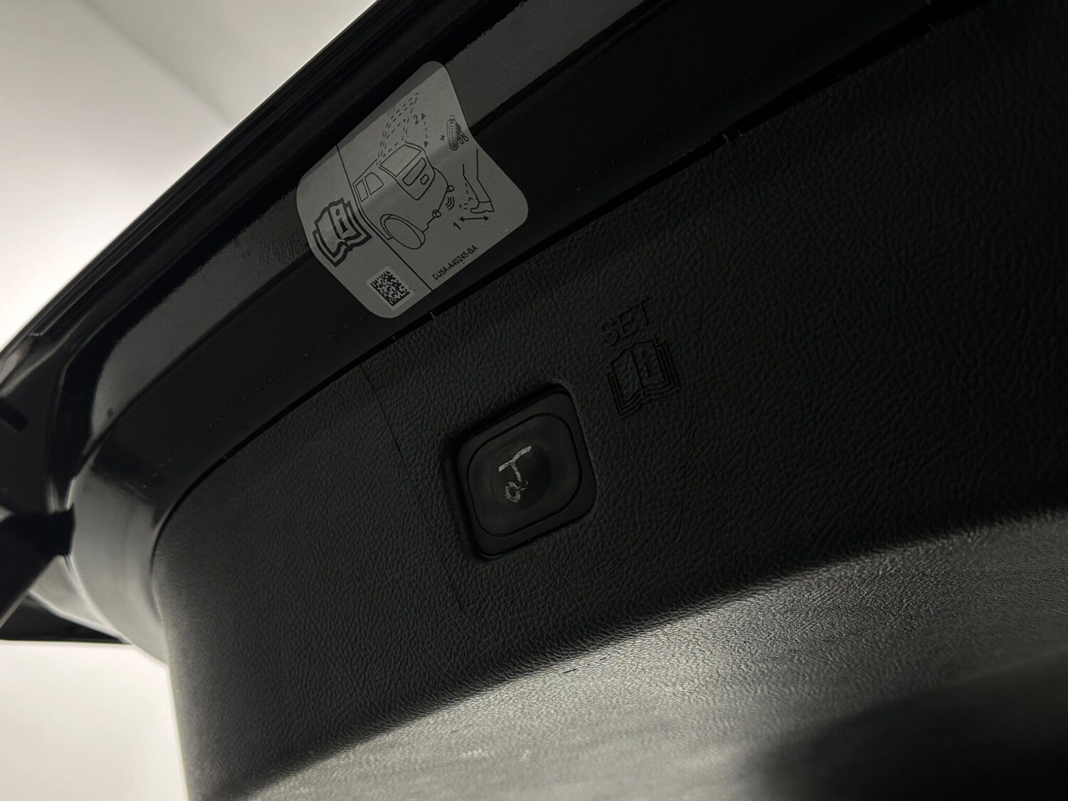 Used Ford Edge 2017 for sale - 77925903: Photo 49