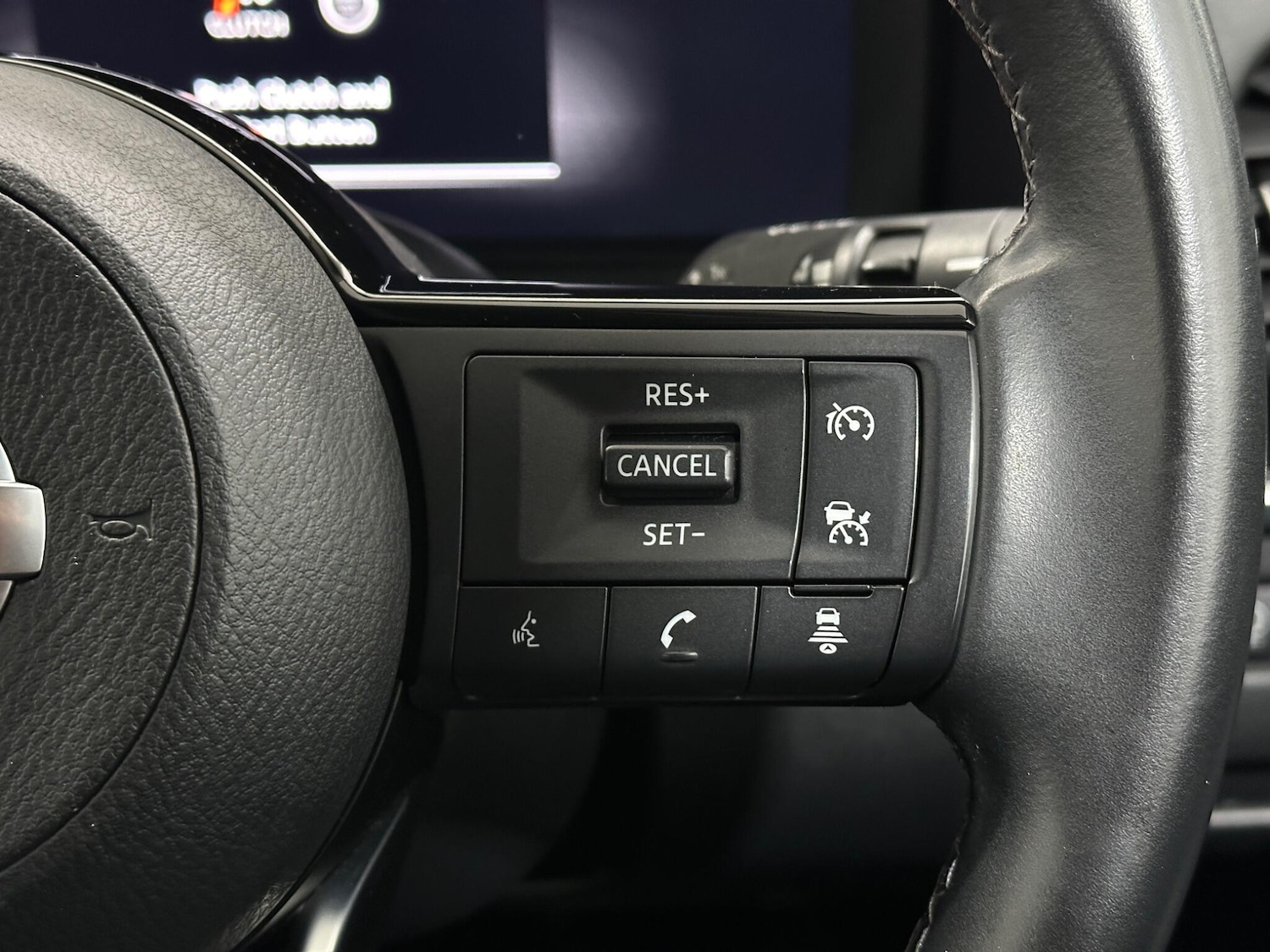 Used Nissan Qashqai for sale - 77242476: Photo 15