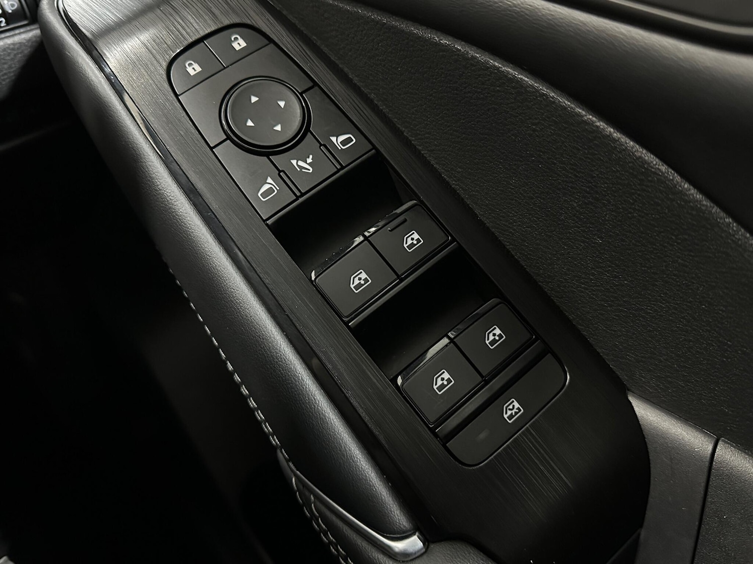 Used Nissan Qashqai for sale - 77242476: Photo 18