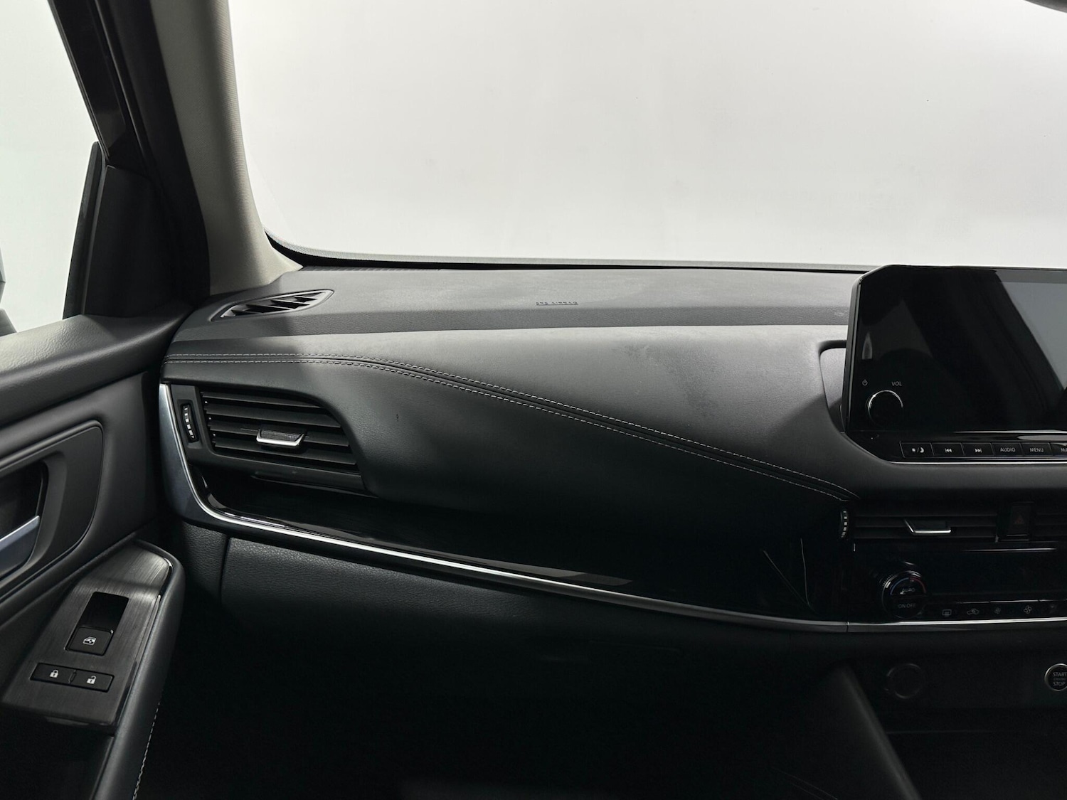 Used Nissan Qashqai for sale - 77242476: Photo 27