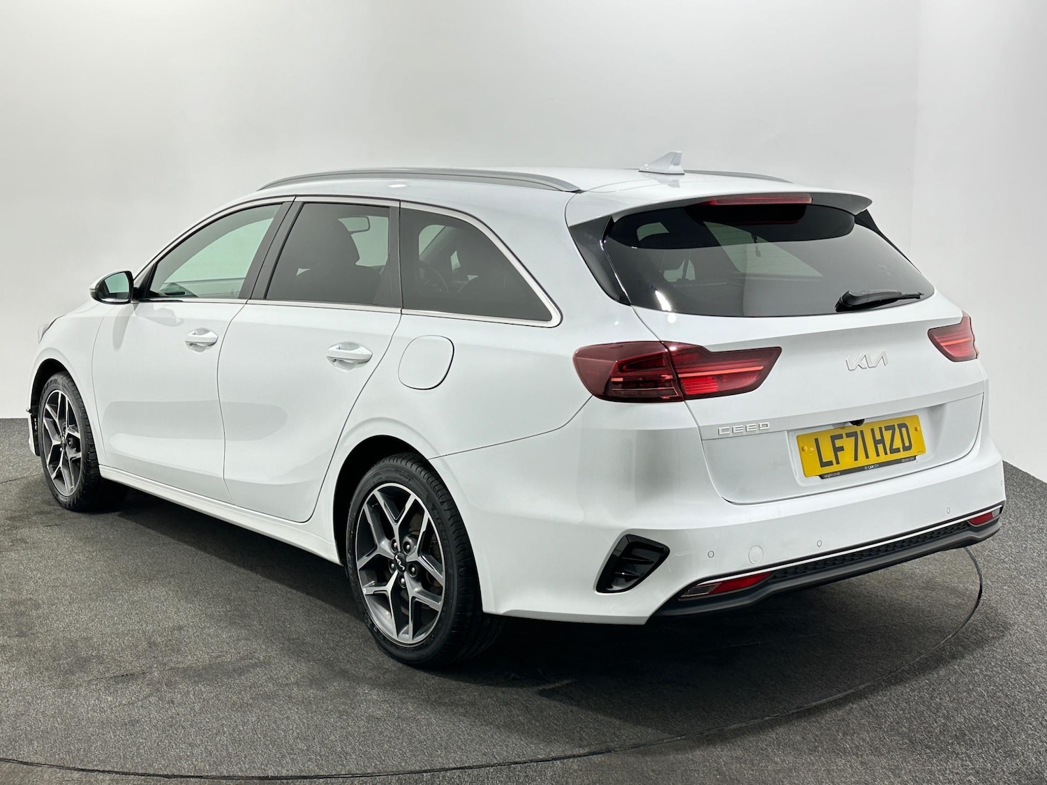 Used Kia Ceed 2021 for sale - 76878943: Photo 6