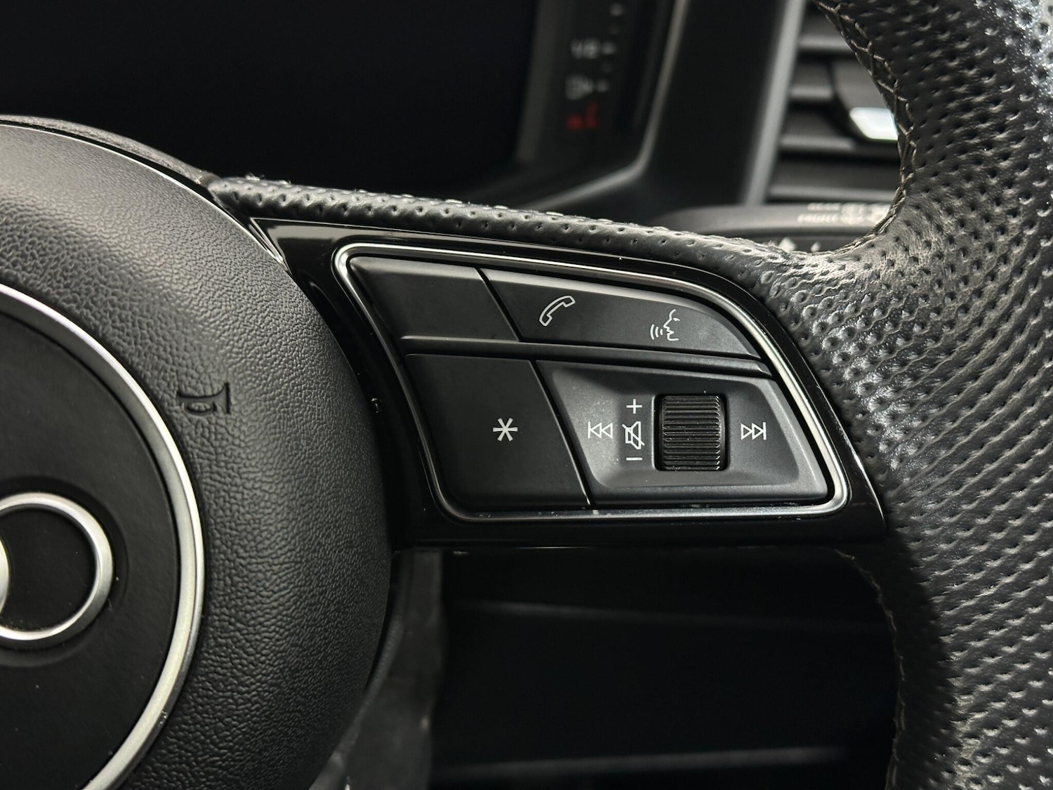 Used Audi A1 for sale - 77267232: Photo 15