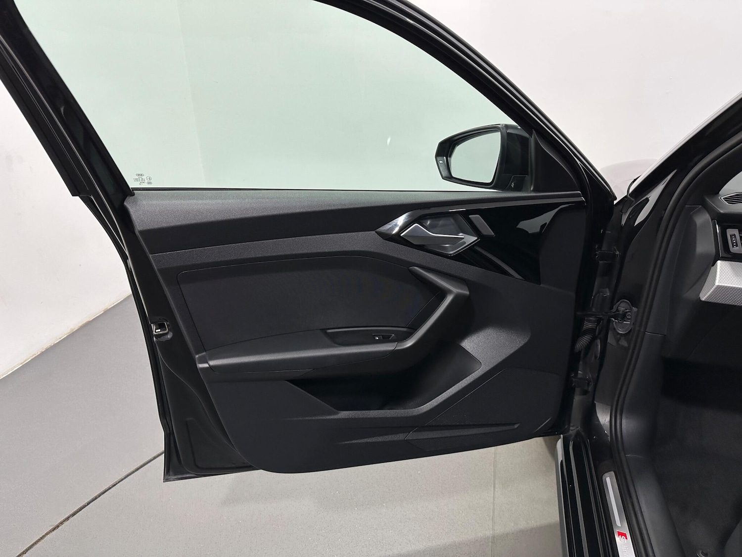 Used Audi A1 for sale - 77267232: Photo 34