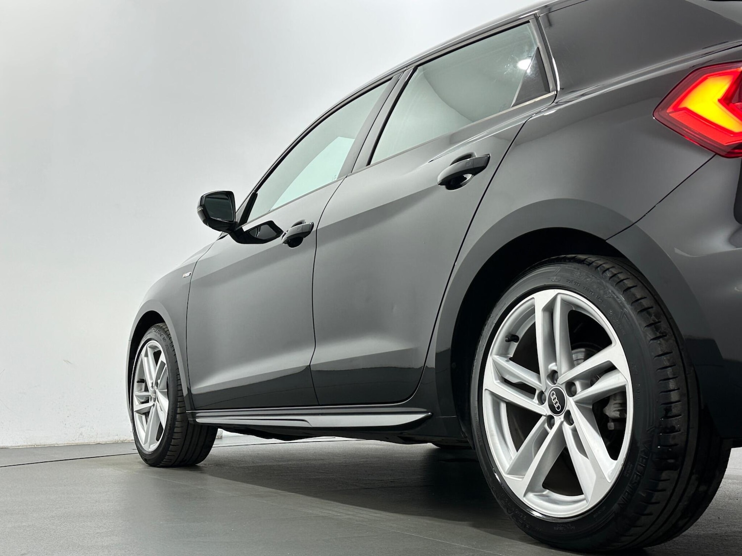 Used Audi A1 for sale - 77267232: Photo 46