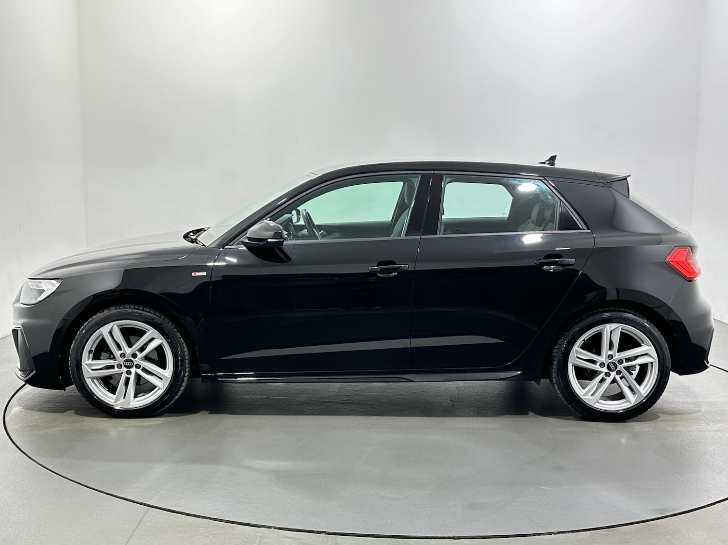 Used Audi A1 for sale - 77267232: Photo 5