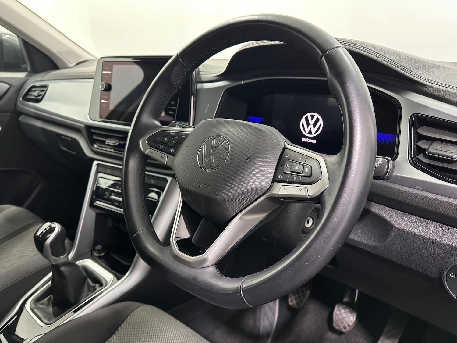 Used Volkswagen T-Roc 2022 for sale - 76878634: Photo 10