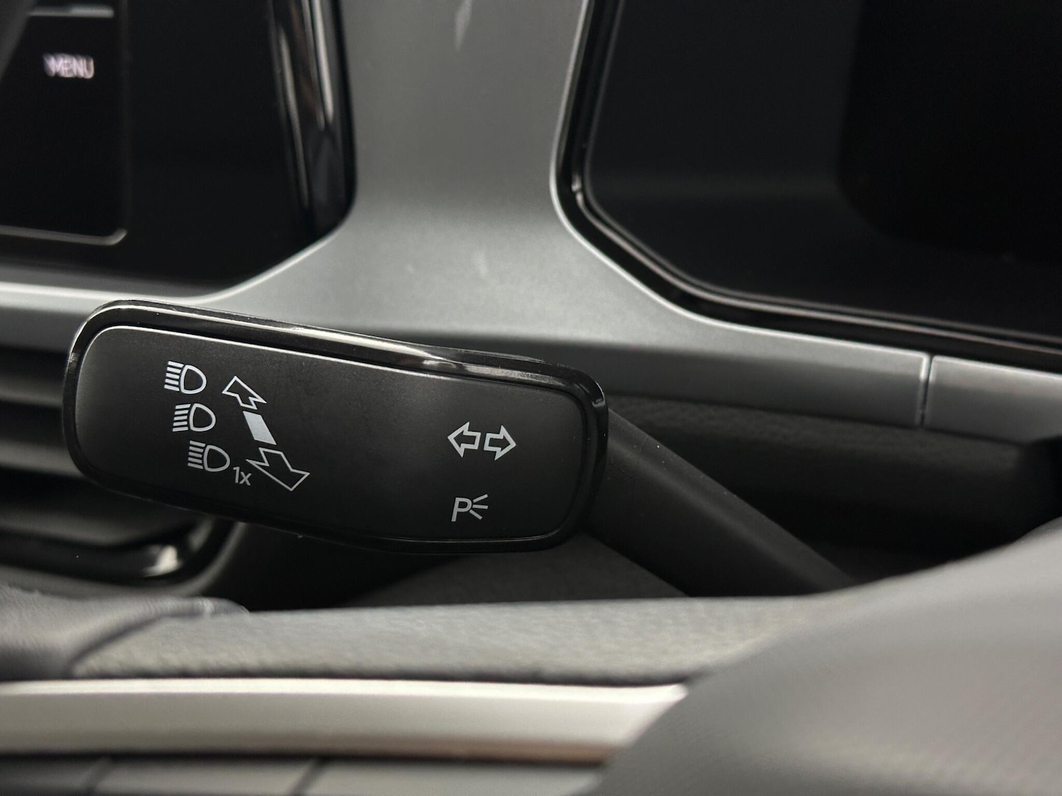 Used Volkswagen T-Roc 2022 for sale - 76878634: Photo 12