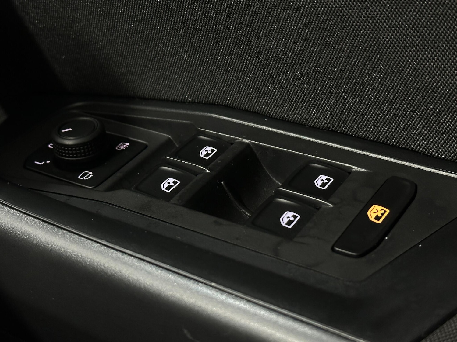 Used Volkswagen T-Roc 2022 for sale - 76878634: Photo 17