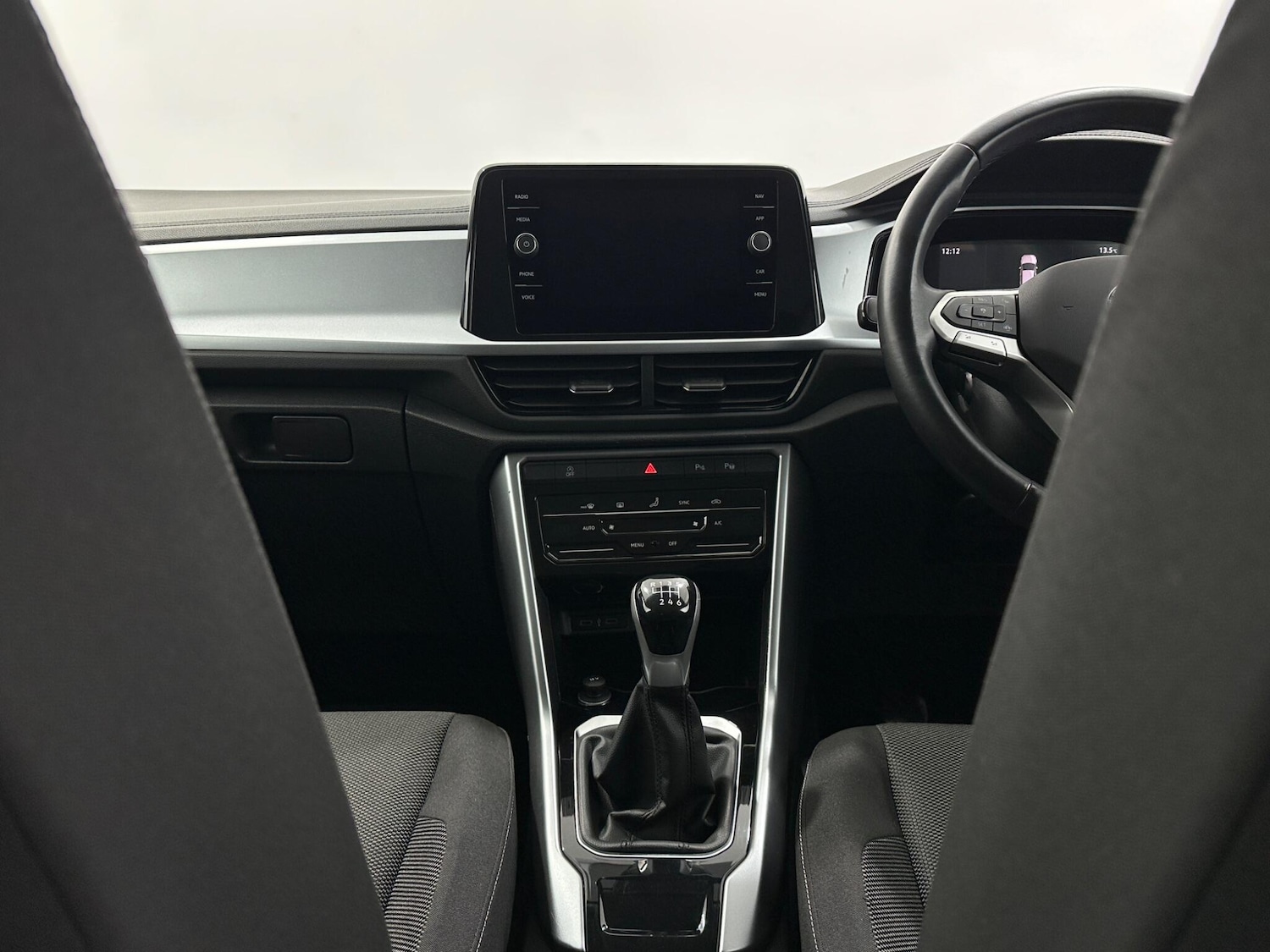 Used Volkswagen T-Roc 2022 for sale - 76878634: Photo 18