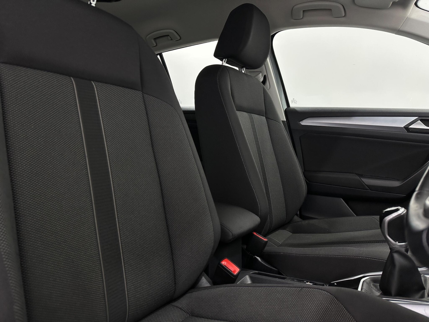 Used Volkswagen T-Roc 2022 for sale - 76878634: Photo 29