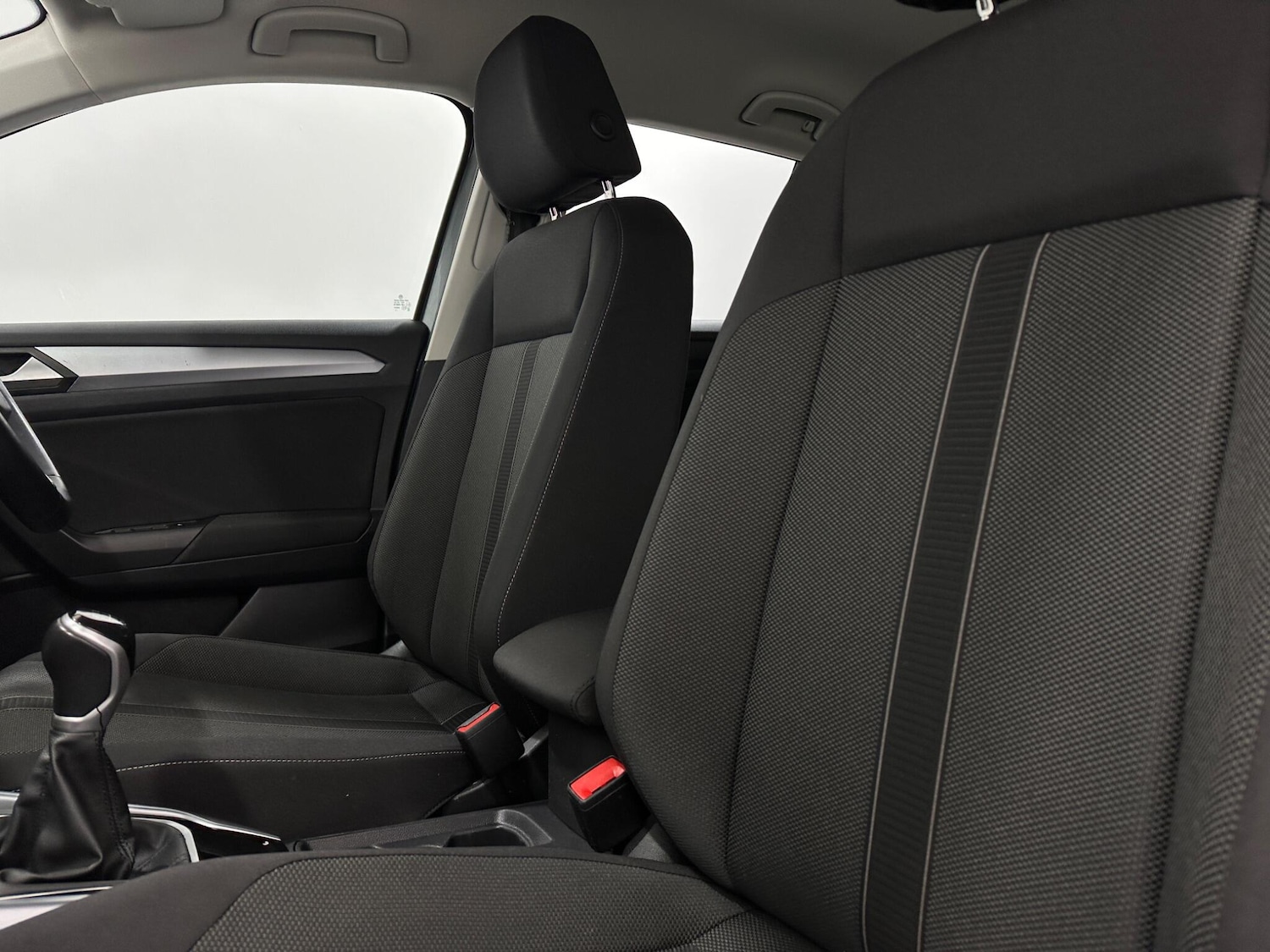 Used Volkswagen T-Roc 2022 for sale - 76878634: Photo 33