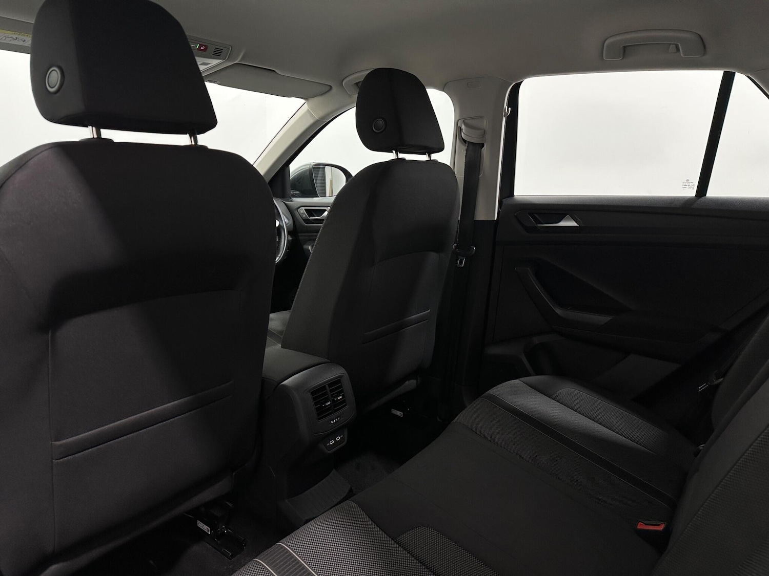 Used Volkswagen T-Roc 2022 for sale - 76878634: Photo 36