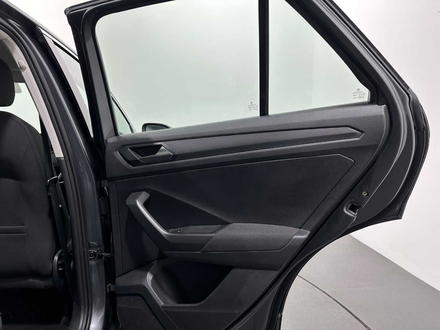 Used Volkswagen T-Roc 2022 for sale - 76878634: Photo 42