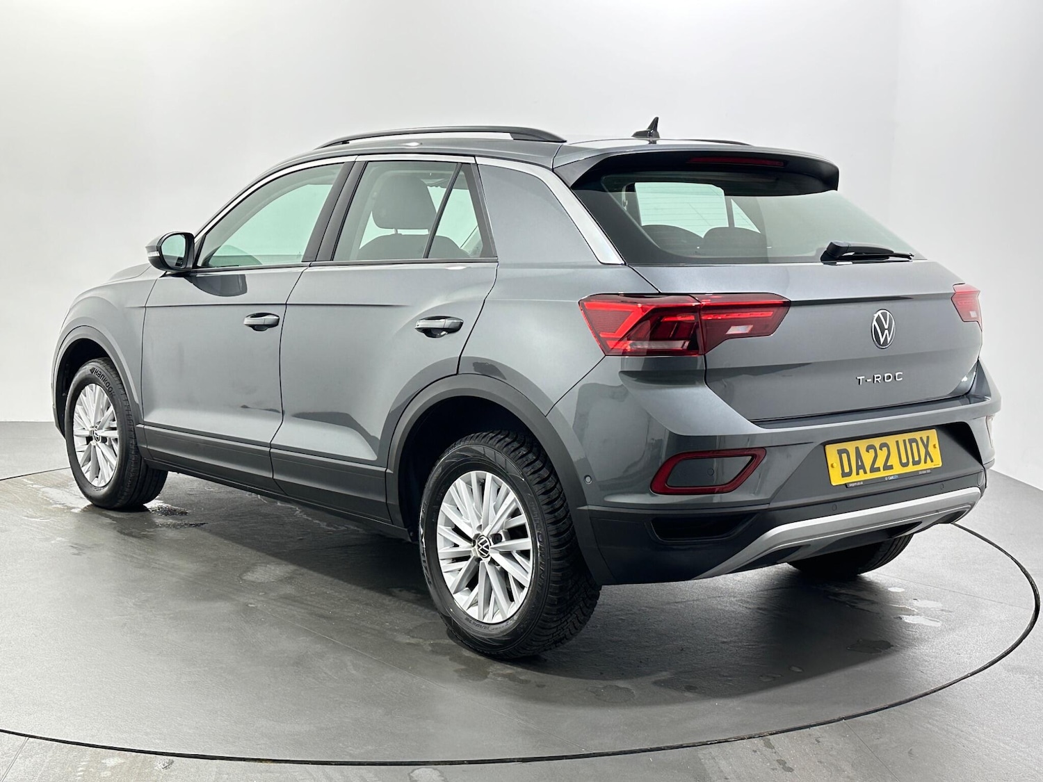 Used Volkswagen T-Roc 2022 for sale - 76878634: Photo 6