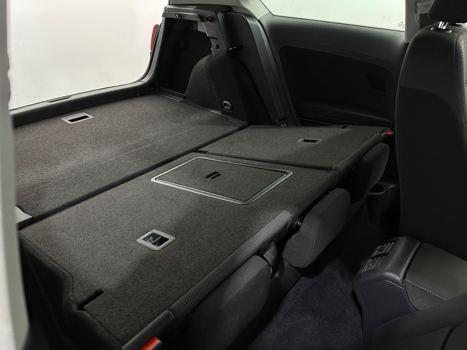 Used Volkswagen Golf 2018 for sale - 77440136: Photo 42