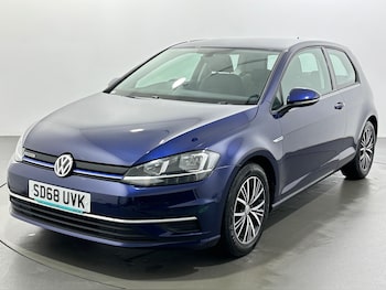 Used Volkswagen Golf 2018 for sale - 77440136: Photo