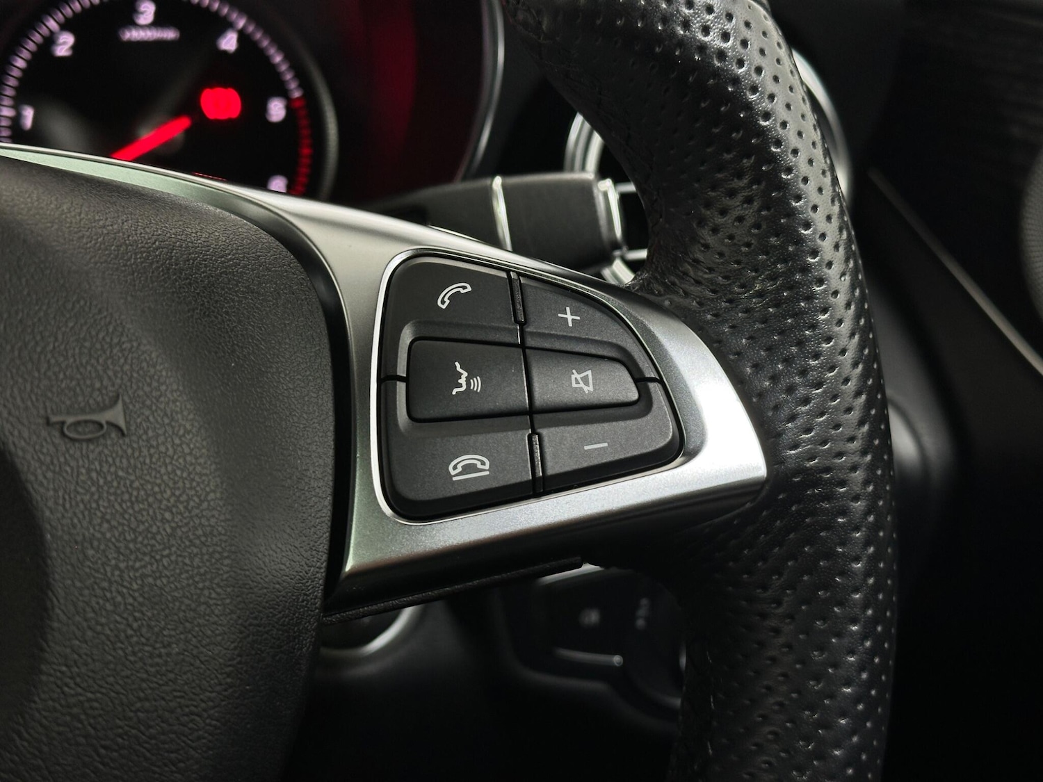 Used Mercedes-Benz GLC 2017 for sale - 77709887: Photo 15