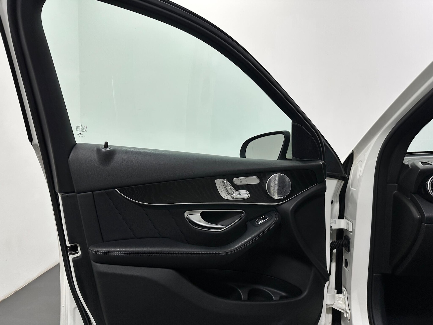 Used Mercedes-Benz GLC 2017 for sale - 77709887: Photo 39