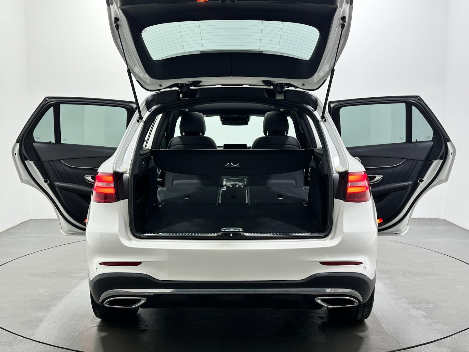 Used Mercedes-Benz GLC 2017 for sale - 77709887: Photo 46