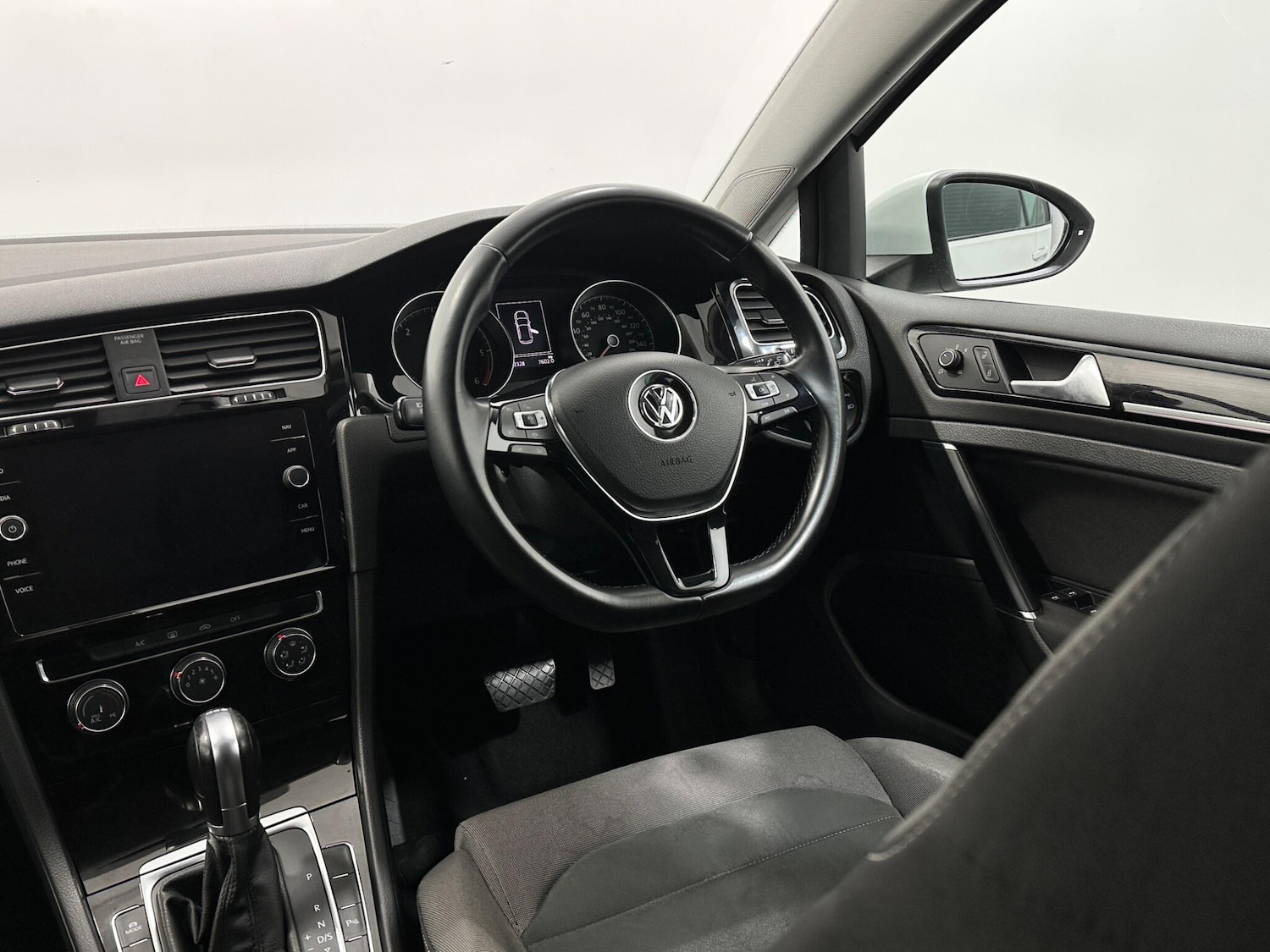 Used Volkswagen Golf for sale - 77825148: Photo 12