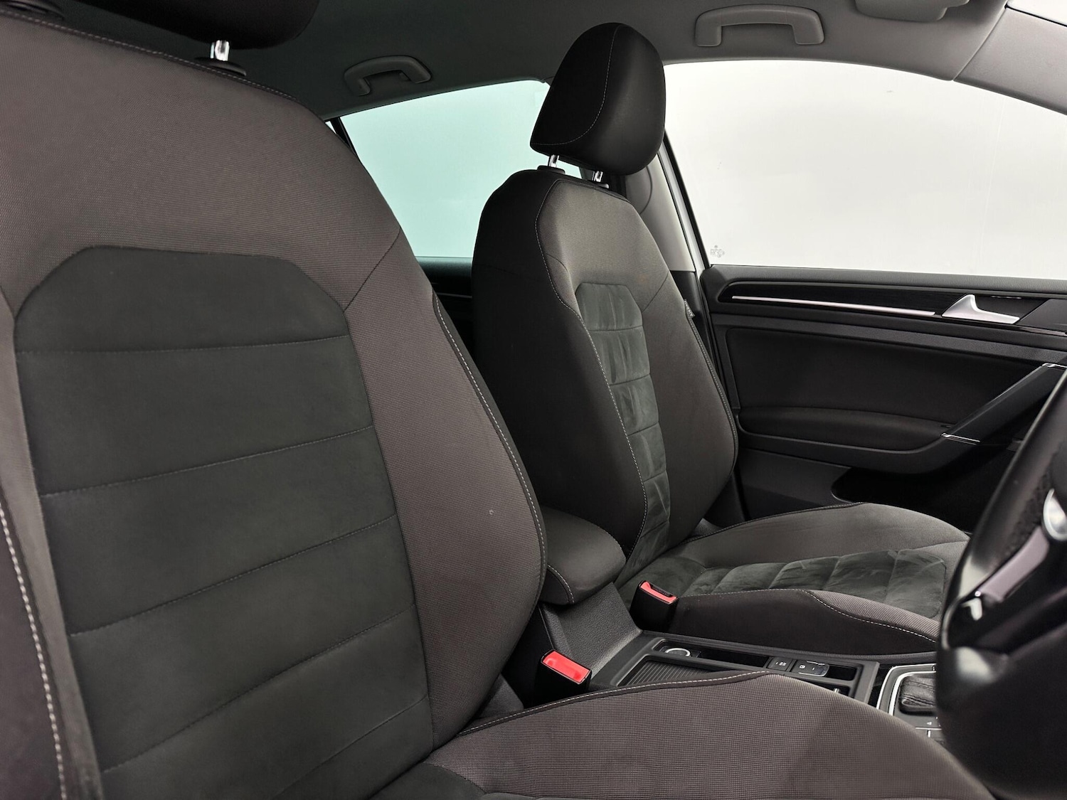 Used Volkswagen Golf for sale - 77825148: Photo 33