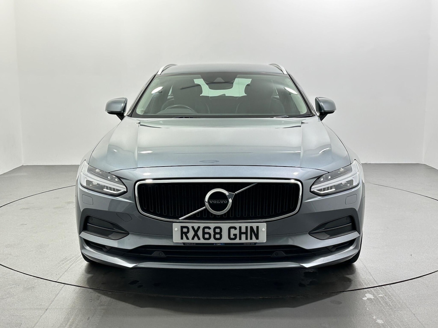 Used Volvo V90 2018 for sale - 76878880: Photo 3