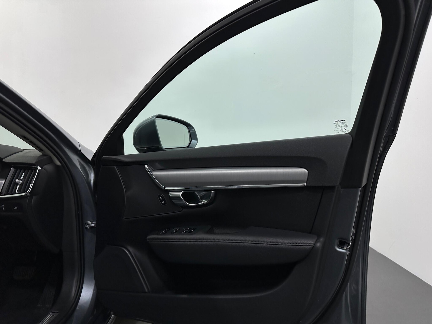 Used Volvo V90 2018 for sale - 76878880: Photo 31