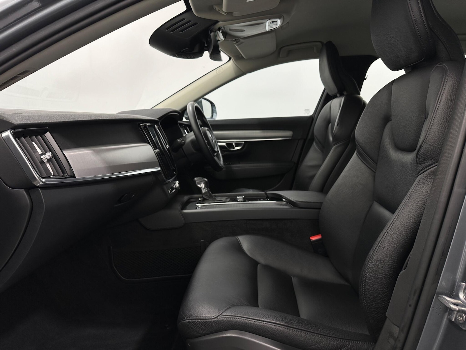 Used Volvo V90 2018 for sale - 76878880: Photo 32